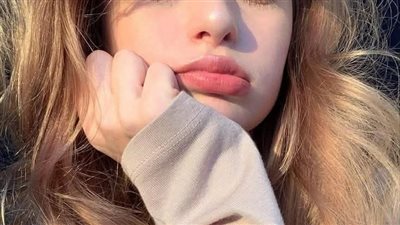 بنت البائعة كامله بقلم شيماء منير
